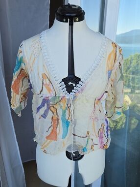 Crochet-Trim Cream 100% Silk Women's V-Neck Summer Top